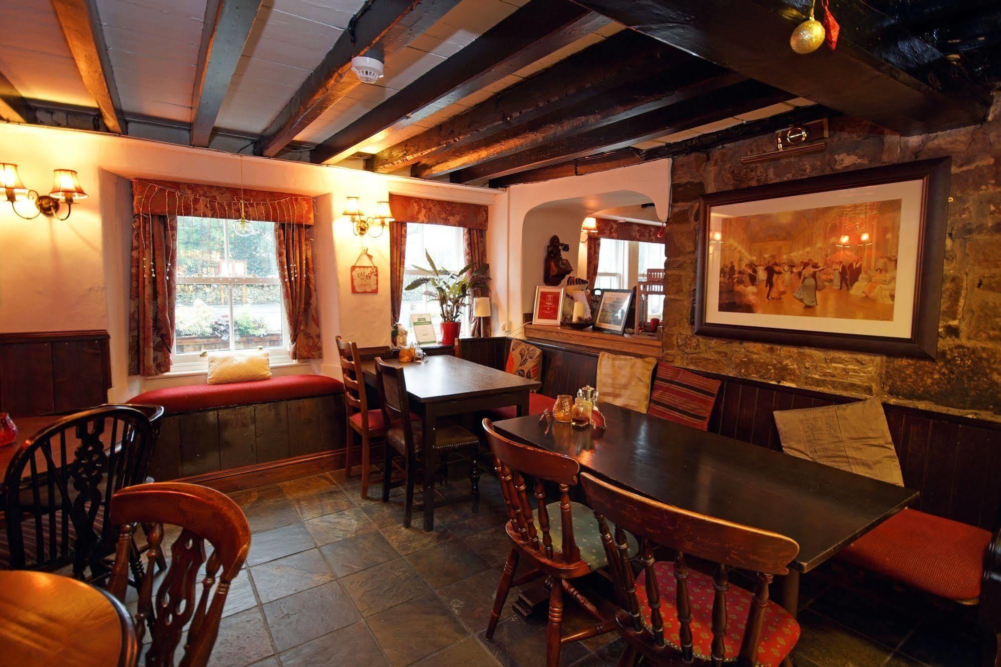 Devonshire Arms Inn Cracoe Eksteriør bilde